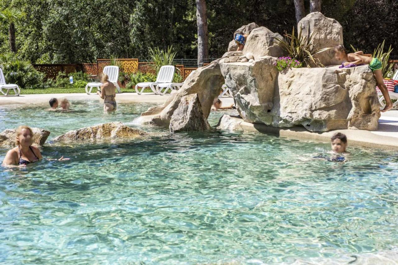 Bosco Canoro Bibione Resort Buitenkant foto