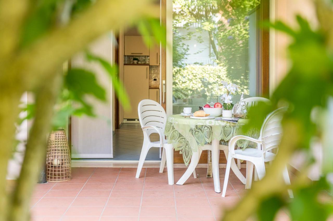 Bosco Canoro Bibione Resort Buitenkant foto