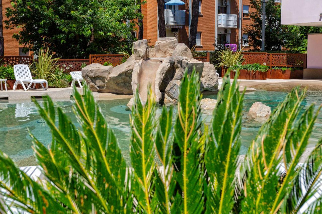 Bosco Canoro Bibione Resort Buitenkant foto