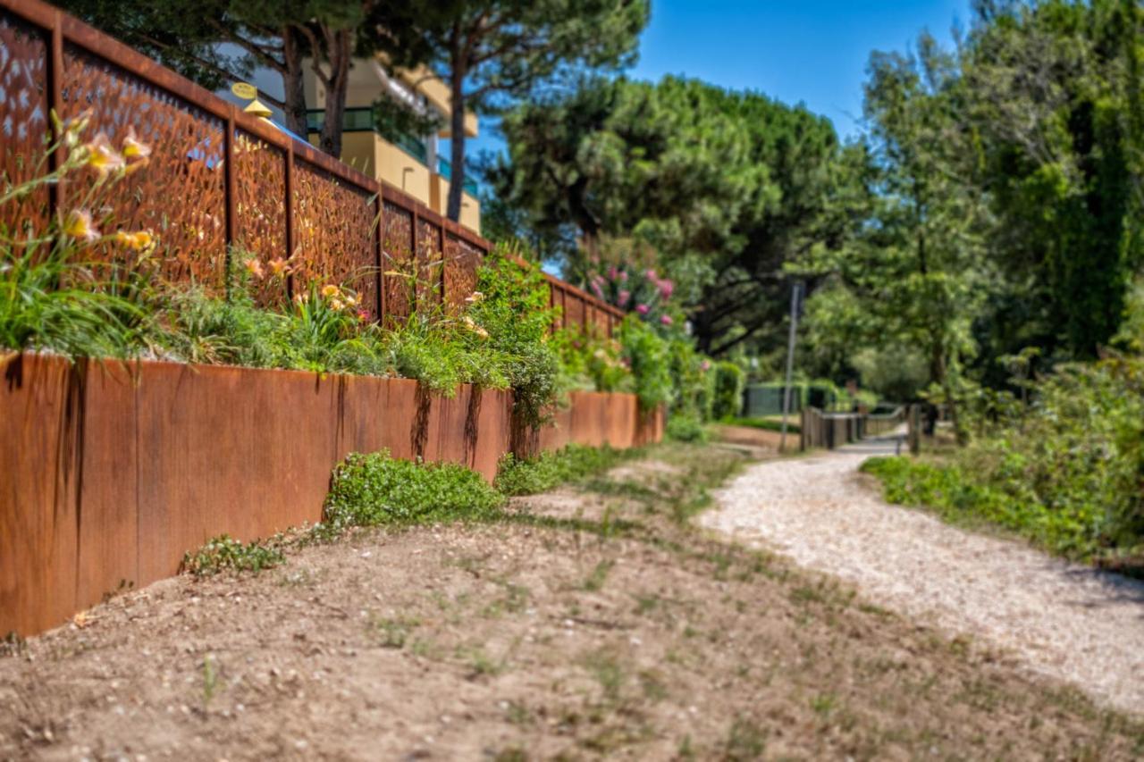 Bosco Canoro Bibione Resort Buitenkant foto
