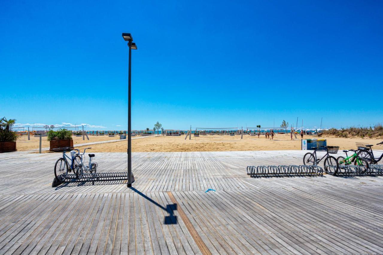 Bosco Canoro Bibione Resort Buitenkant foto
